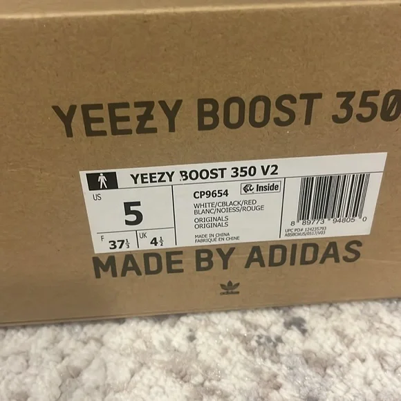 Yeezy Boost 350 V2 ZEBRA 🦓 - Picture 10 of 11